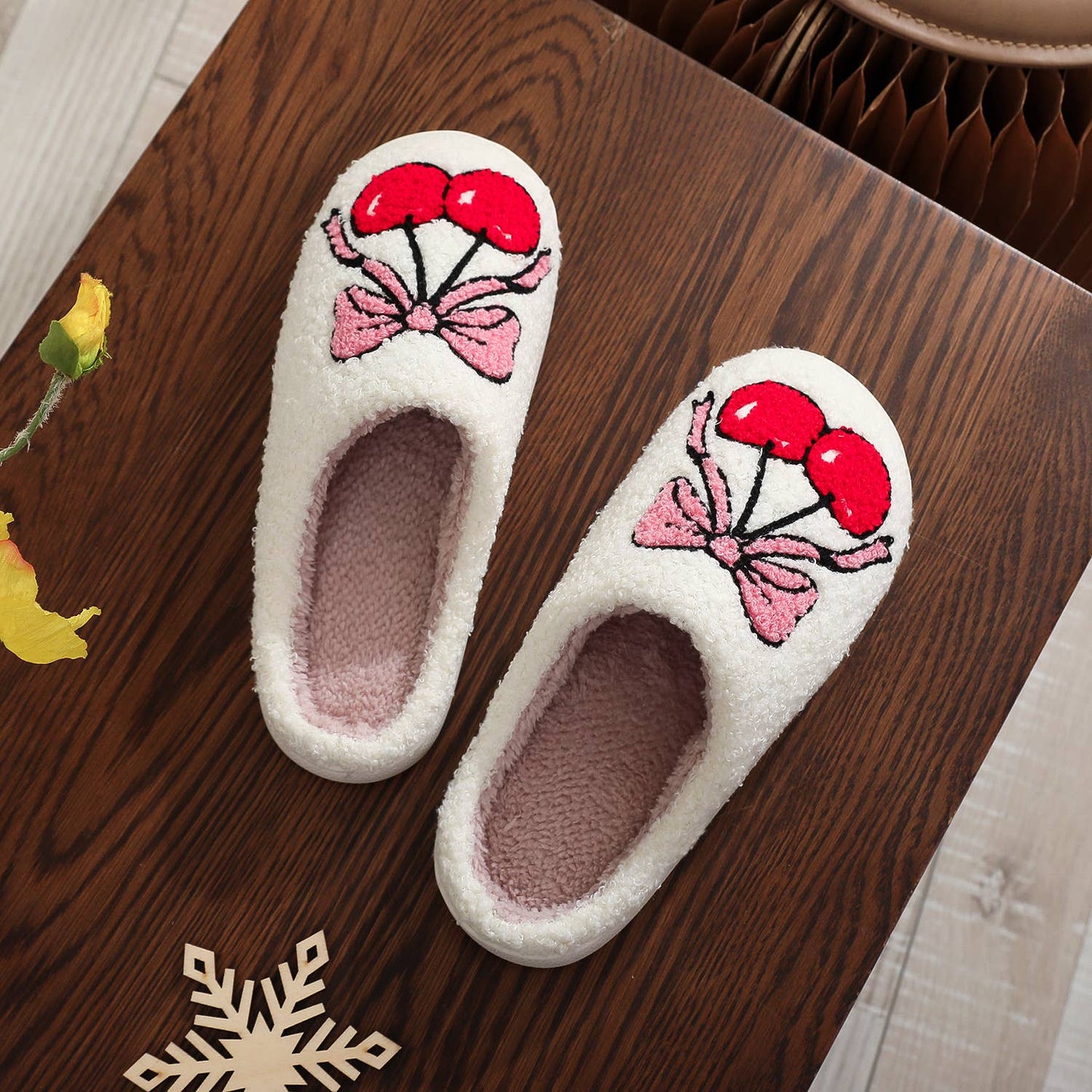 Christmas Bownot Cherry Plush Home Slippers