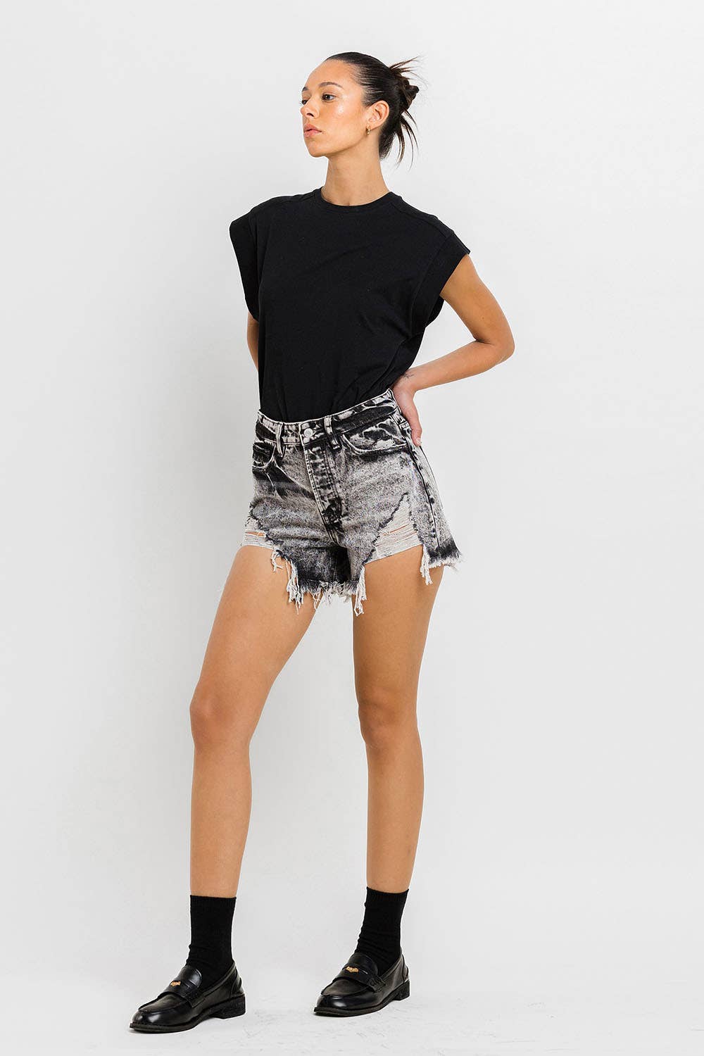 SUPER HIGH RISE MOM SHORTS V2254: