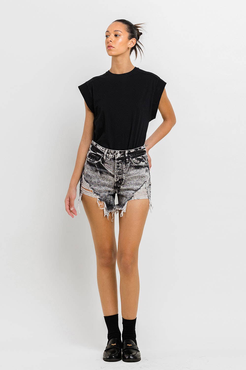 SUPER HIGH RISE MOM SHORTS V2254: