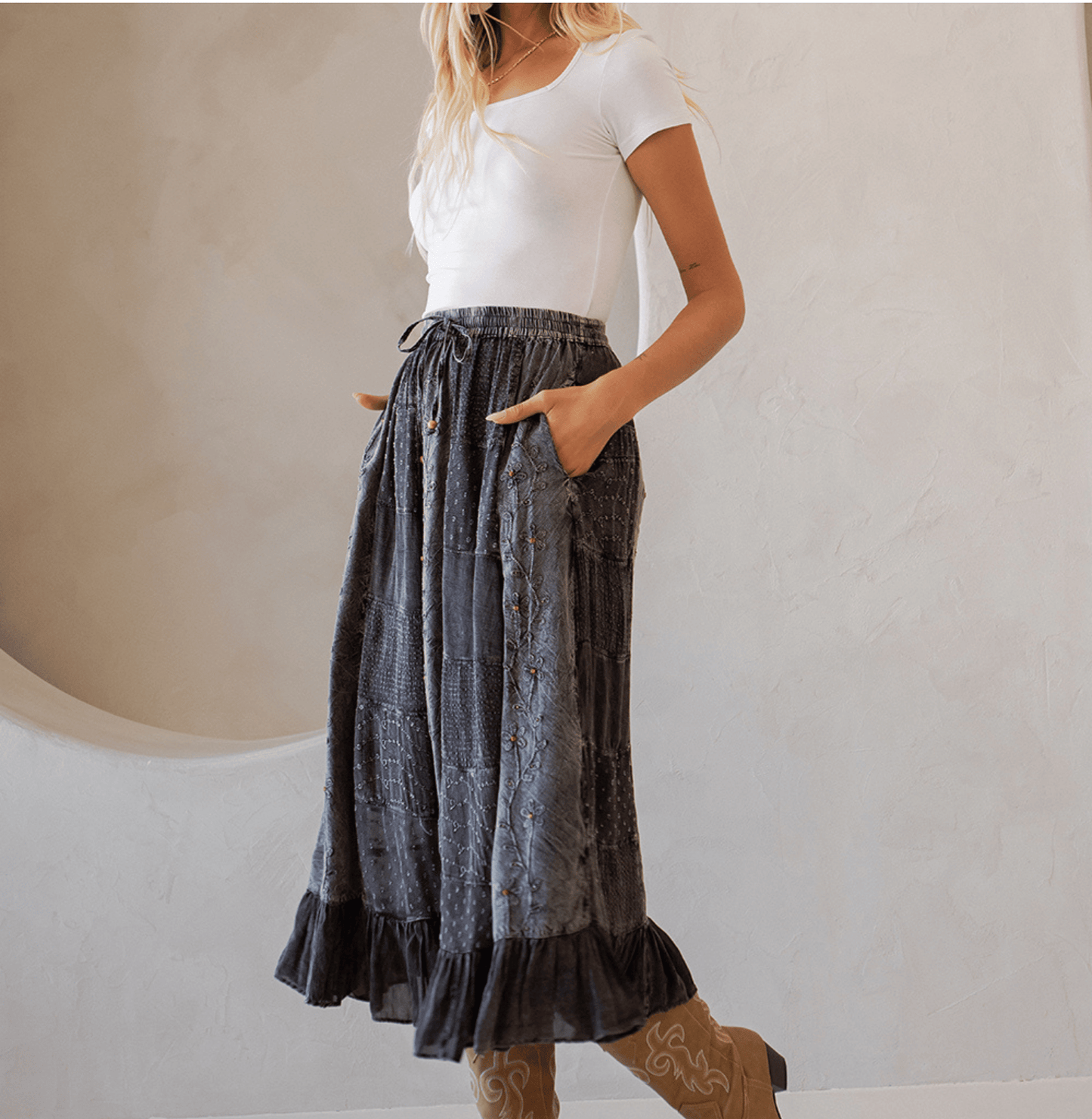 Women Patchwork Embroidered Maxi Skirt With Side Pockets